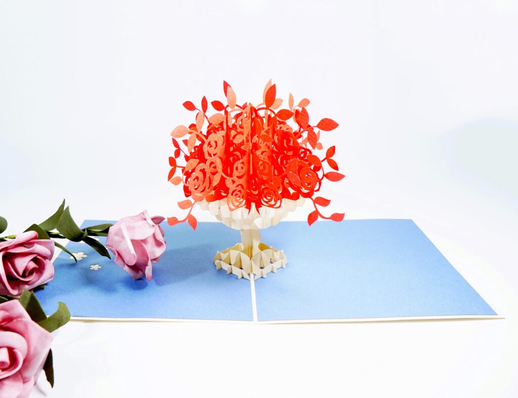 Red Rose Vase Pop Up Card Kiricard