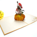 singing-skeleton-couple-for-halloween-pop-up-card-04