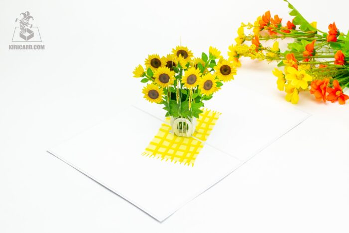 sunflower-vase-pop-up-card-03