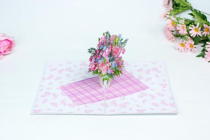 pink-rose-vase-pop-up-card-02